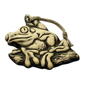 Mark King Studio‎ Mississippi Artist Signed Stoneware Frog Hanging Ornament